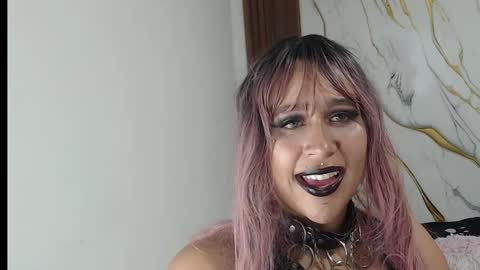 Snapshot of valen_ross7 chatting on 03-08-26, 10:35 valen_ross7 online show from 03-08-26, 10:35