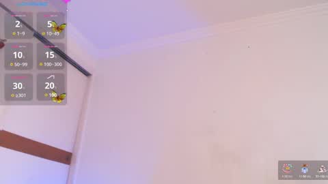 Snapshot of valen_ross_ chatting on 02-19-25, 12:11 valentina Rossi 3 online show from 02-19-25, 12:11