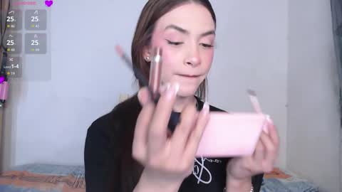 IG-valen mendoza99  twitter valenthompson99 online show from 02-16-26, 11:34