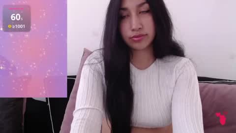 Snapshot of valen_tina33 chatting on 07-08-26, 08:35 Valentina online show from 07-08-26, 08:35