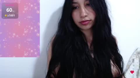 Snapshot of valen_tina33 chatting on 07-18-26, 06:17 Valentina online show from 07-18-26, 06:17