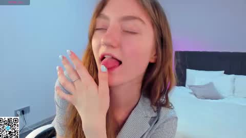 Nora online show from 06-19-26, 11:14