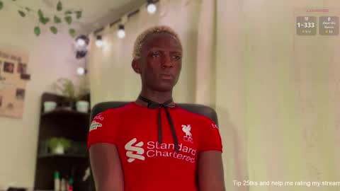 Snapshot of valent1nn chatting on 01-11-25, 01:37 Valentin independent Cam Boy online show from 01-11-25, 01:37