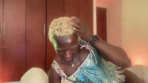 Snapshot of valent1nn chatting on 02-09-25, 11:14 Valentin independent Cam Boy online show from 02-09-25, 11:14