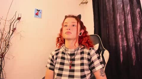 Snapshot of valent_27 chatting on 12-07-24, 05:20 Valentina online show from 12-07-24, 05:20