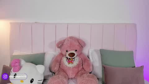 Valentina Torres online show from 10-21-25, 11:49