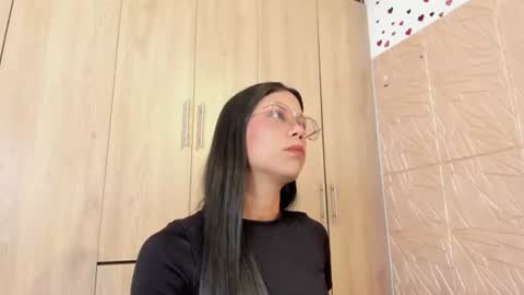 Valentina Evans online show from 08-07-26, 07:16