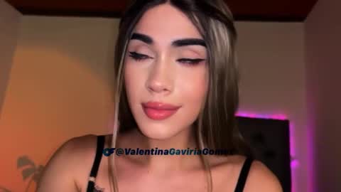Snapshot of valentina_gaviria_ chatting on 11-15-25, 11:43 VALENTINA GAVIRIA online show from 11-15-25, 11:43