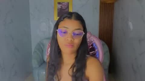 Valentina  online show from 06-18-26, 12:42