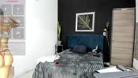 valentina_herrrera online show from 05-11-26, 09:01