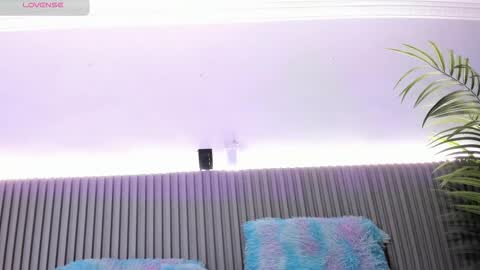 Snapshot of valentina_lux1 chatting on 01-17-26, 07:06 Valentina online show from 01-17-26, 07:06