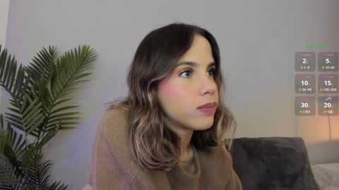 Snapshot of valentina_m17 chatting on 02-07-25, 12:09 VALENTINA online show from 02-07-25, 12:09