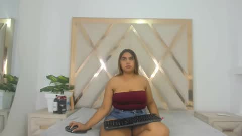 valentinaasm online show from 03-27-26, 12:16