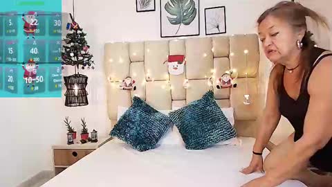 Ana online show from 12-30-24, 11:37