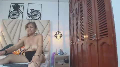 Ana online show from 03-11-25, 11:04