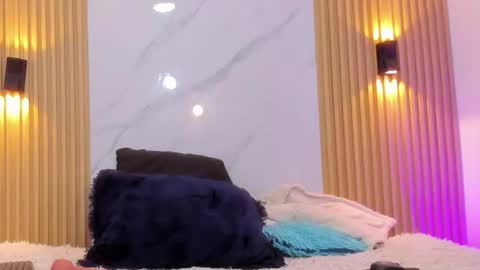 valentinaliux_ online show from 07-28-26, 02:24