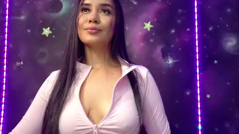 valentinarojass_ online show from 06-12-26, 04:50