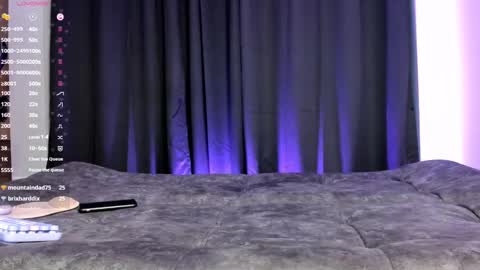 Snapshot of valentinaroyal chatting on 01-13-25, 04:50 valentinaroyal online show from 01-13-25, 04:50