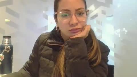 Valentina online show from 05-18-26, 06:36