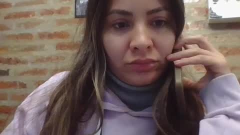 Snapshot of valentinaseleni24 chatting on 06-23-26, 09:46 valentinaseleni24 online show from 06-23-26, 09:46
