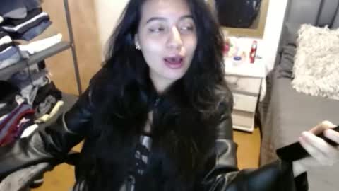 valentinasmith18 online show from 01-09-26, 12:13