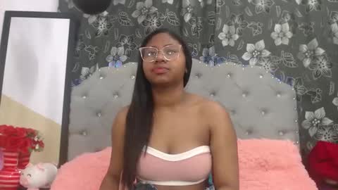 Snapshot of valentinavega18x chatting on 01-08-26, 04:15 valentina vega online show from 01-08-26, 04:15