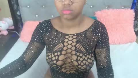 Snapshot of valentinavega18x chatting on 02-20-26, 05:26 valentina vega online show from 02-20-26, 05:26