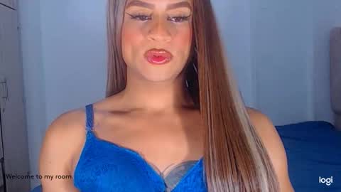 Snapshot of valentinaxxxdoll chatting on 05-11-26, 07:11 VALENTINA online show from 05-11-26, 07:11