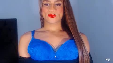 Snapshot of valentinaxxxdoll chatting on 05-24-26, 09:09 VALENTINA online show from 05-24-26, 09:09