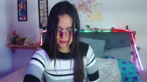 V A L E N T I N I online show from 11-27-25, 08:33