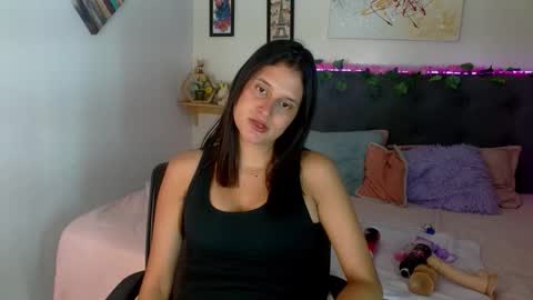 V A L E N T I N I online show from 03-09-26, 06:12