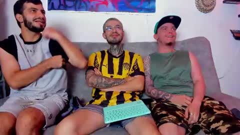 Nick online show from 06-25-26, 05:06