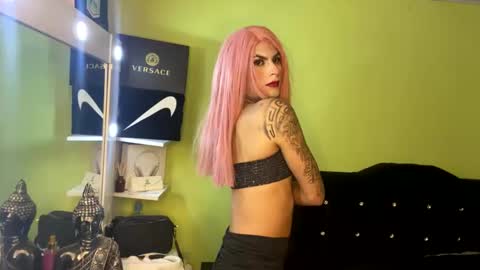 Snapshot of valentino_bs chatting on 01-12-26, 06:57 valentino_bs online show from 01-12-26, 06:57