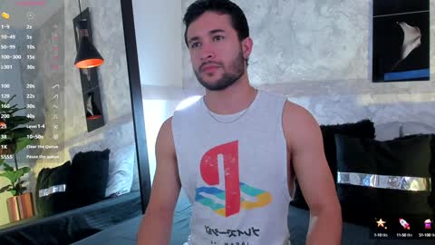 Snapshot of valentinoford chatting on 01-07-25, 06:05 Valentino online show from 01-07-25, 06:05