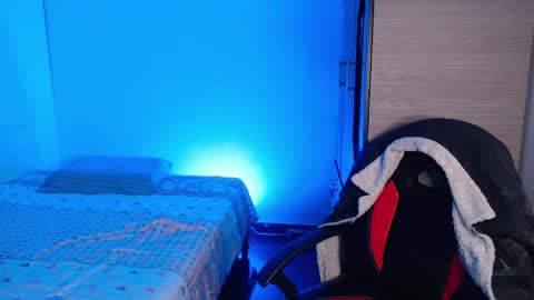Snapshot of valentinosex_1 chatting on 05-29-26, 10:08 VALENTINO online show from 05-29-26, 10:08