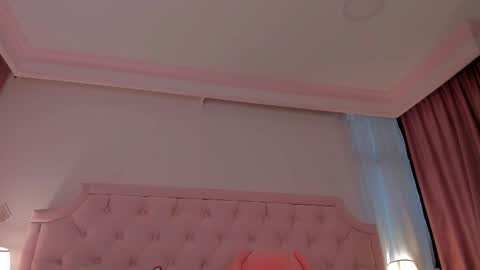 Vale Toro  online show from 03-13-26, 04:24