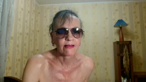 valentijm online show from 06-17-26, 12:07