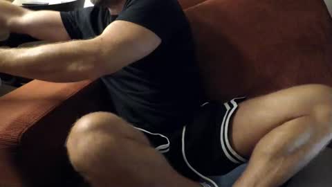 Snapshot of valeraden chatting on 11-01-25, 01:29 Couple online show from 11-01-25, 01:29