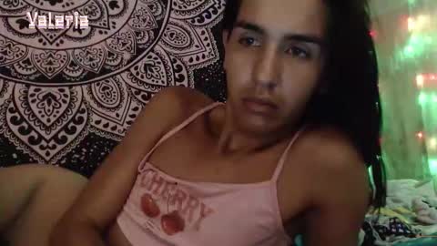 valeria online show from 12-14-25, 02:33