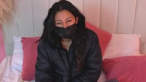 Snapshot of valeria__torres chatting on 07-03-26, 01:28 Valeria online show from 07-03-26, 01:28