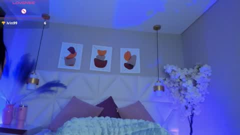 Snapshot of valeria_carter_ chatting on 11-11-25, 10:10 valeria_carter_ online show from 11-11-25, 10:10