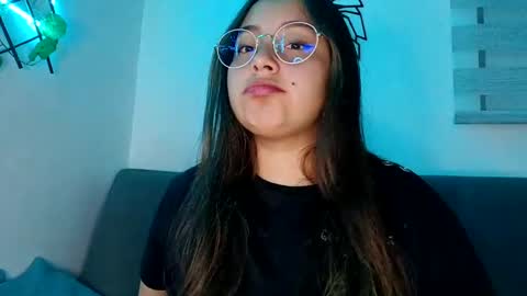 valeria online show from 09-12-25, 05:18