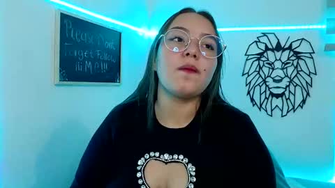 valeria online show from 11-16-25, 02:28