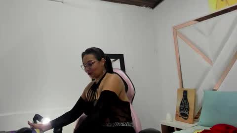 Snapshot of valeria_gil_ chatting on 02-02-26, 03:16 valeria_gil_ online show from 02-02-26, 03:16