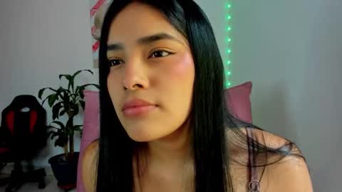 Snapshot of valeria_miller69 chatting on 10-30-25, 03:02 valeria_miller69 online show from 10-30-25, 03:02