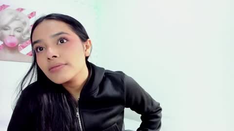 Snapshot of valeria_miller69 chatting on 04-11-26, 02:43 valeria_miller69 online show from 04-11-26, 02:43