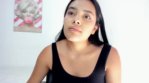 valeria_miller69 online show from 06-12-26, 02:49