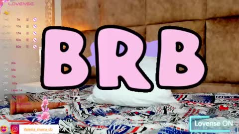 Costume lover online show from 02-20-25, 06:39