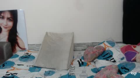 Snapshot of valeria_sweet91 chatting on 12-03-24, 05:20 valeria online show from 12-03-24, 05:20