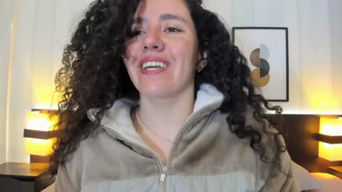 Snapshot of valeriaa_soler chatting on 01-12-25, 12:12 Valeria online show from 01-12-25, 12:12